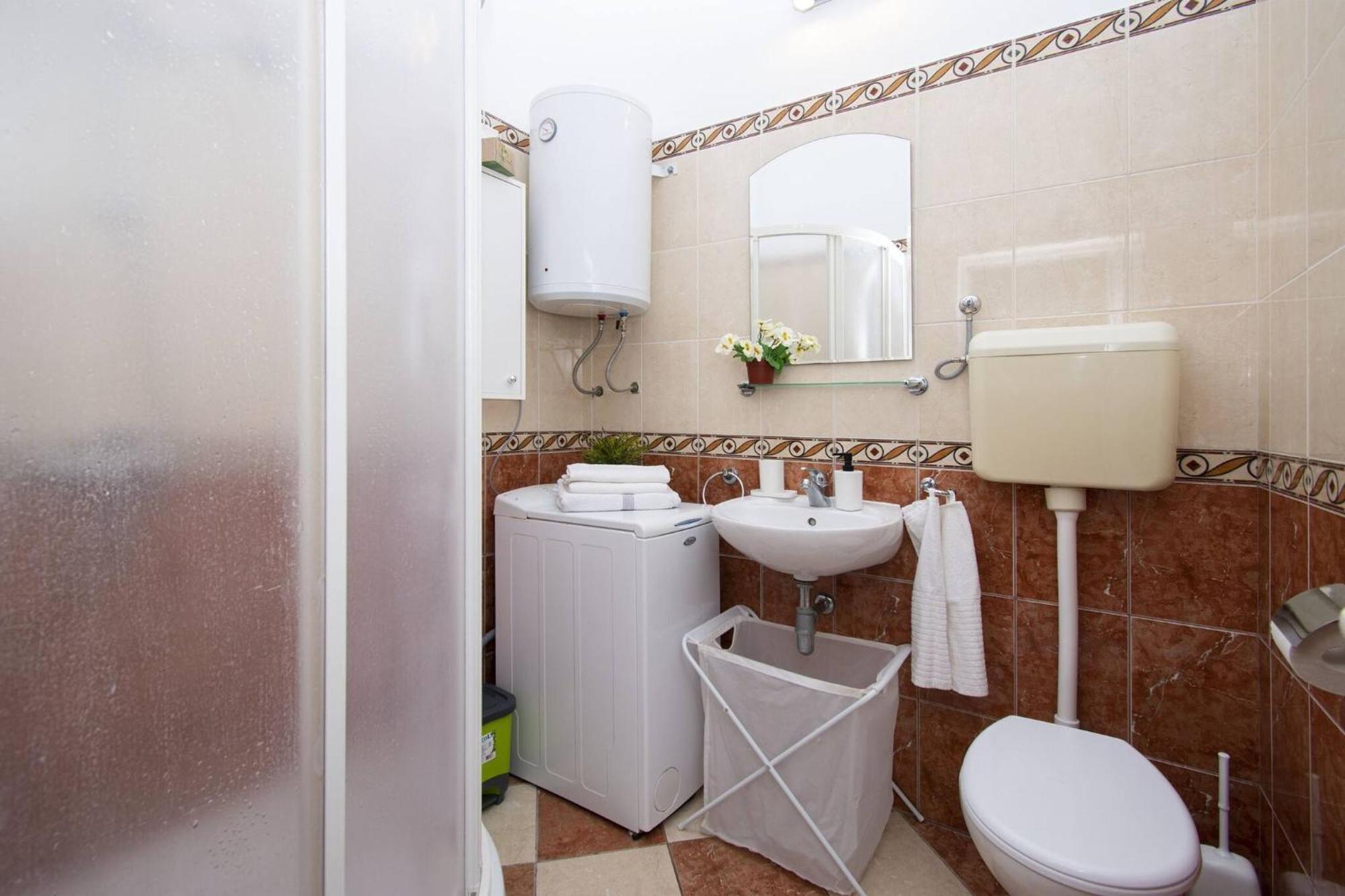Apartment Meri Razanj With Sea View Ngoại thất bức ảnh